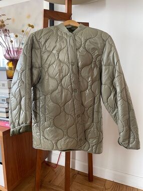 Mango Quilted Oversized Puffer Jacket in Sage Green